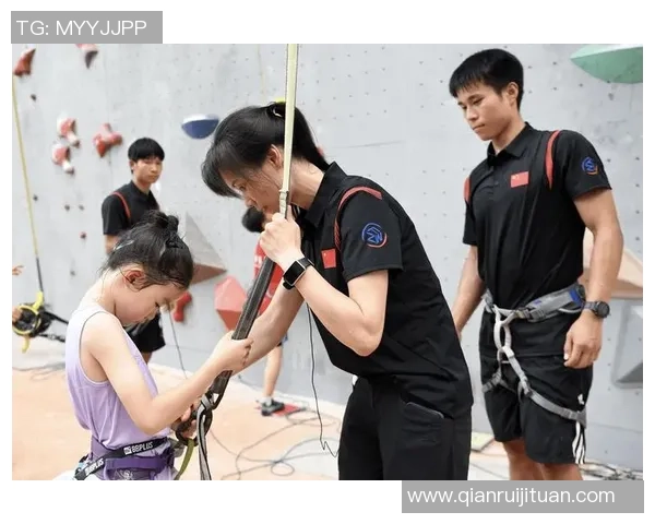 南京攀岩队与杭州攀岩队赛后状态分析与表现评估